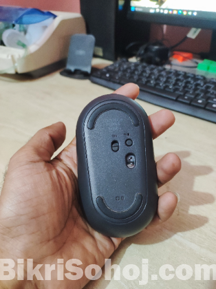 অরিজিনাল Logitech ওয়ারলেস মাউস।